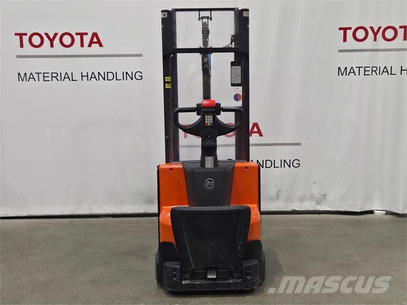 BT SWE120L معدات التكديس الجوالة