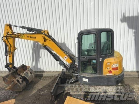 Bobcat E50 cabine حفارات صغيرة أقل من 7 طن (حفارات صغيرة)