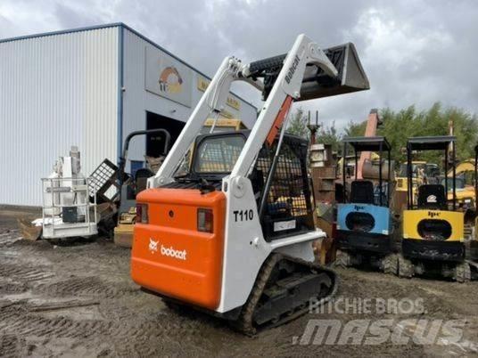 Bobcat T110 Joystick لوادر صغيرة