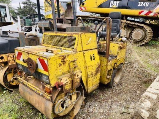 Bomag BW100AC مداحل مزدوجة