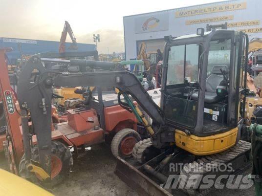 Komatsu PC26MR-3 حفارات صغيرة أقل من 7 طن (حفارات صغيرة)