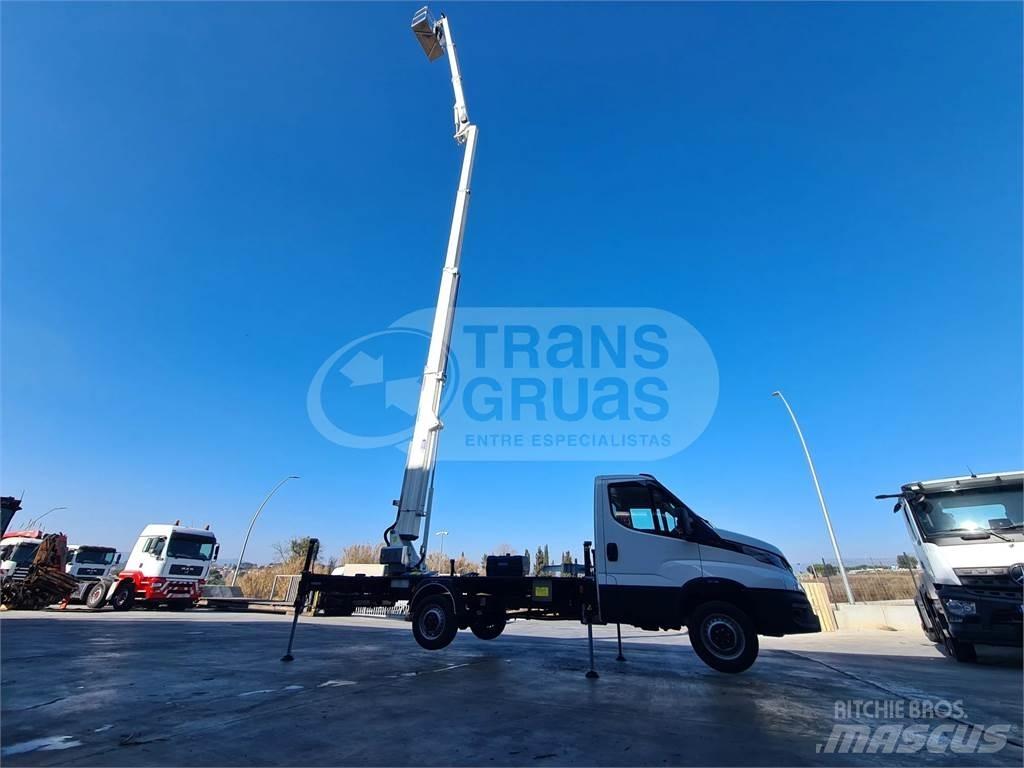 Cela DT Truck 25 المنصات الهوائية المثبتة على شاحنة