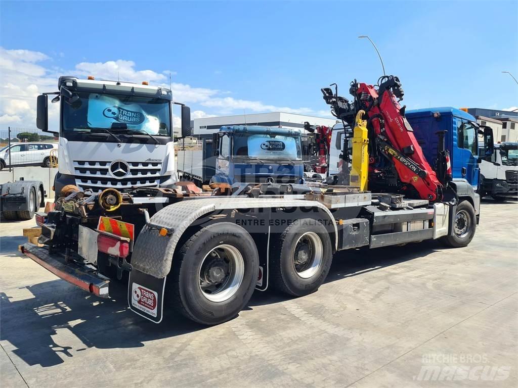 Epsilon M120Z96 رافعات ولوادر