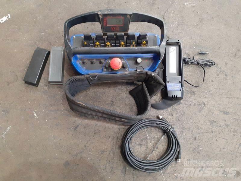 Fassi F245A.2.26 رافعات تحميل