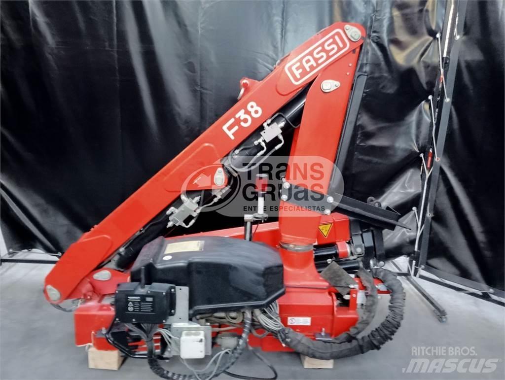 Fassi F38AF رافعات تحميل