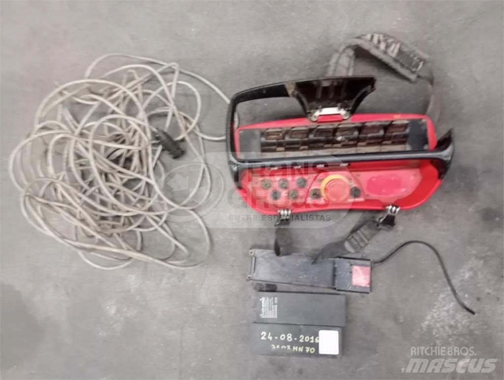 Palfinger PK 15500 رافعات تحميل