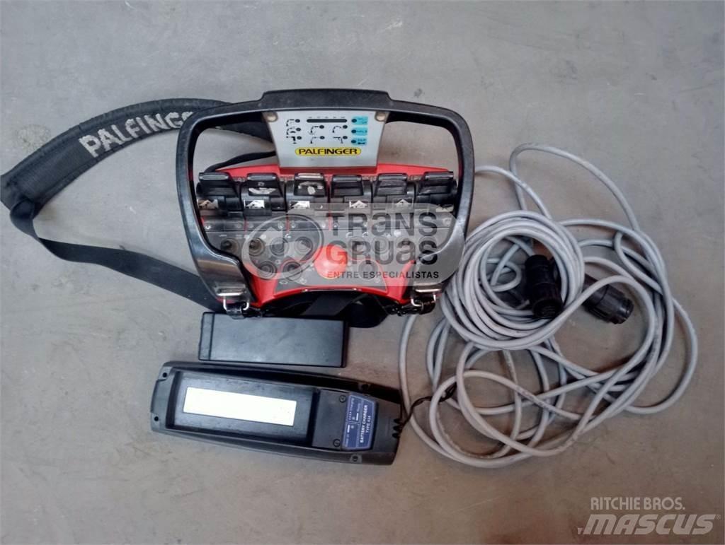 Palfinger PK 42502 رافعات تحميل