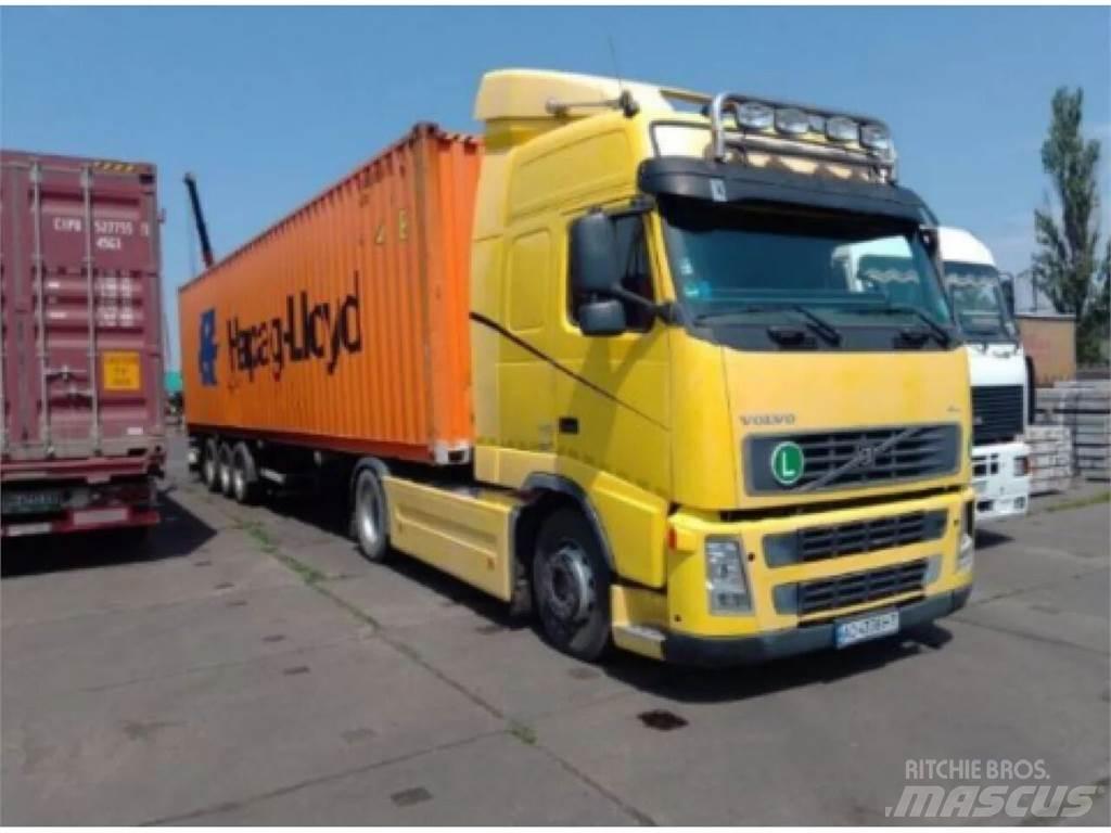 Volvo  وحدات الجر