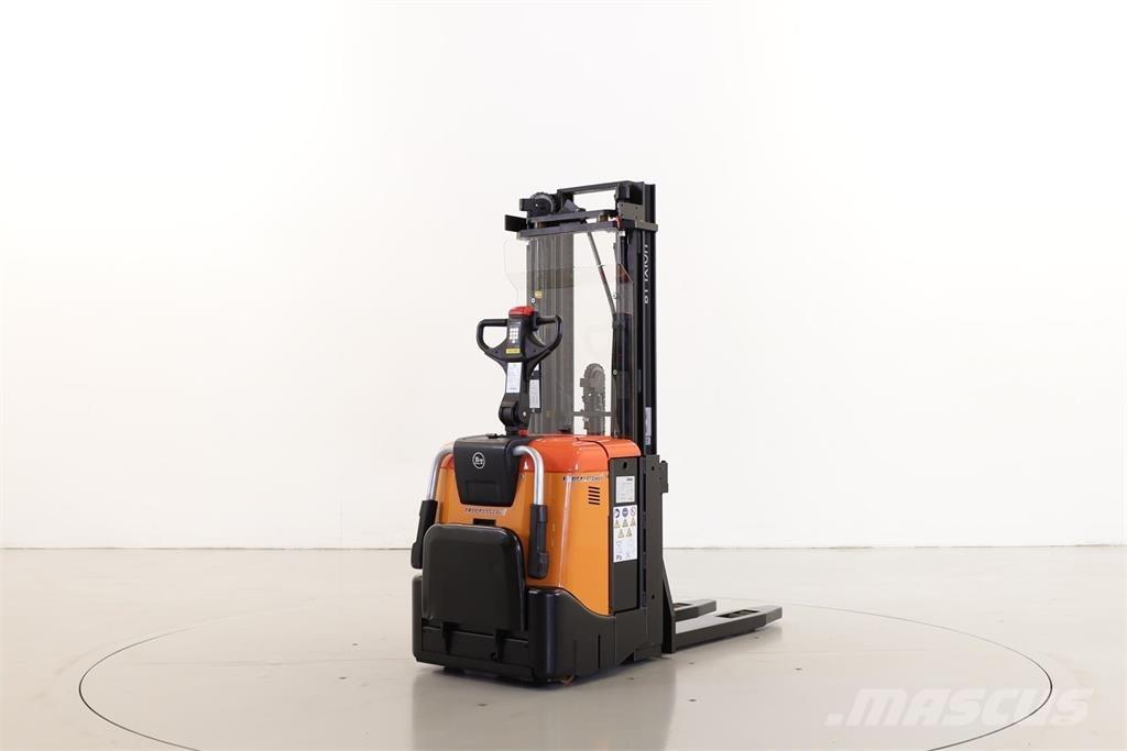BT SPE125L معدات التكديس الجوالة