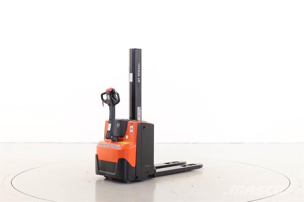 BT SWE-080-L معدات التكديس الجوالة