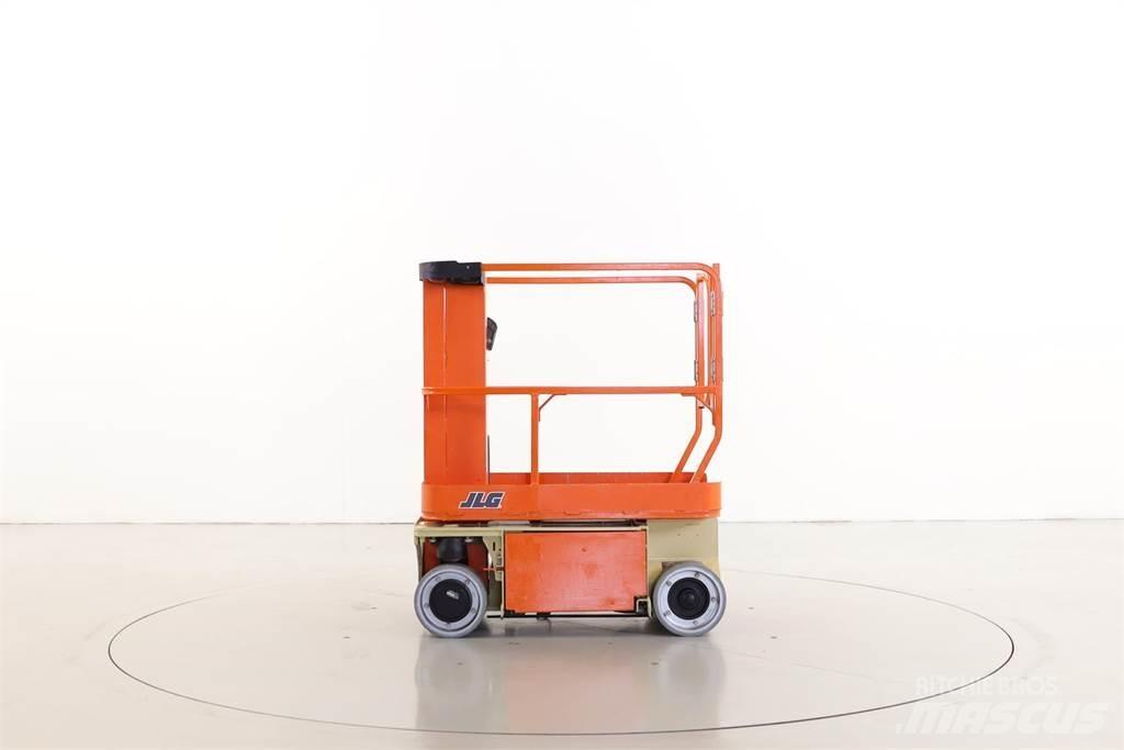 JLG 1230ES رافعات السارية الرأسية