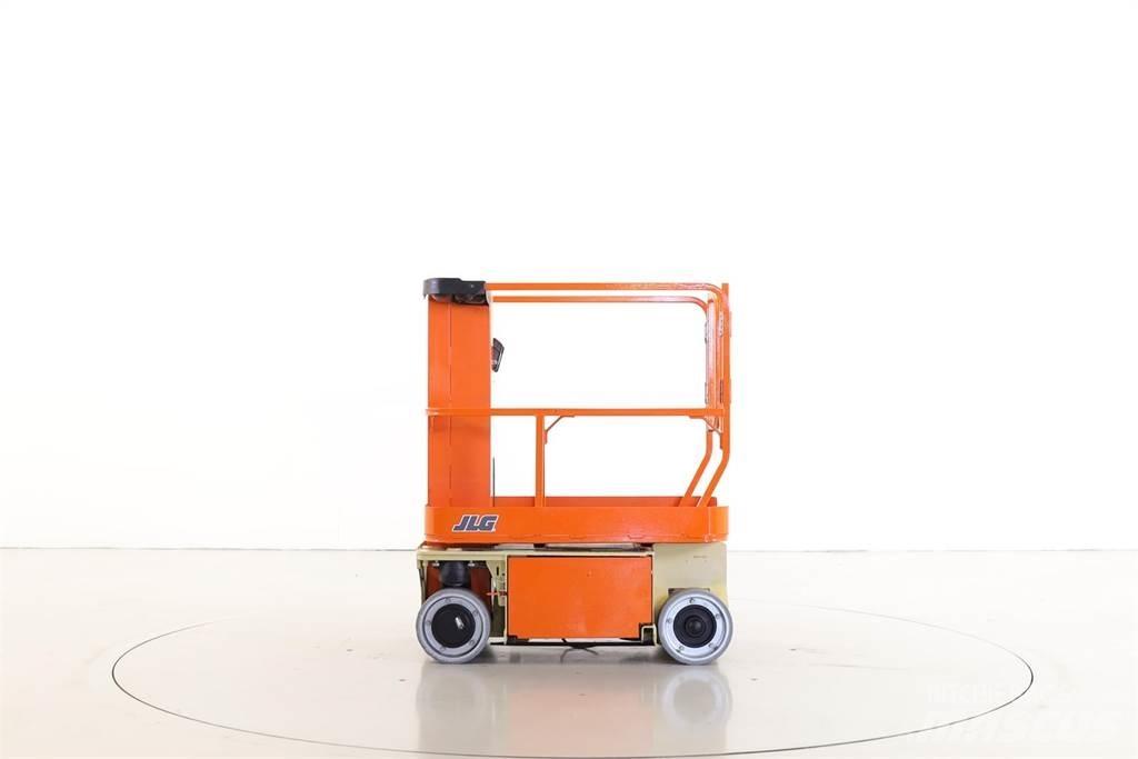 JLG 1230ES رافعات السارية الرأسية