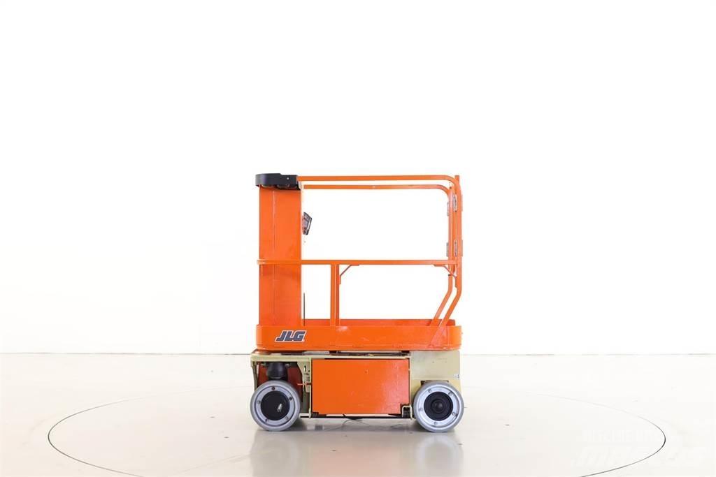 JLG 1230ES رافعات السارية الرأسية