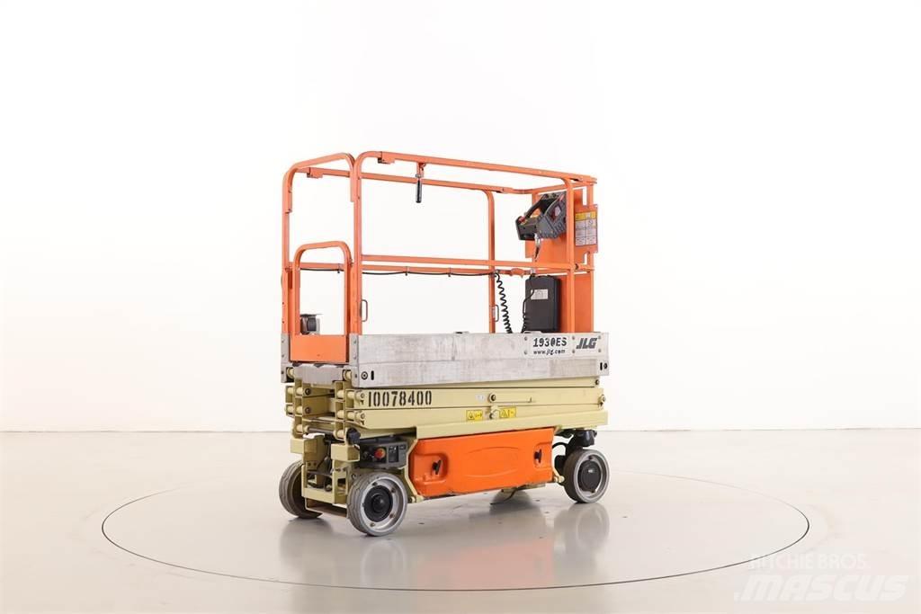 JLG 1930ES رافعات مقصية الشكل