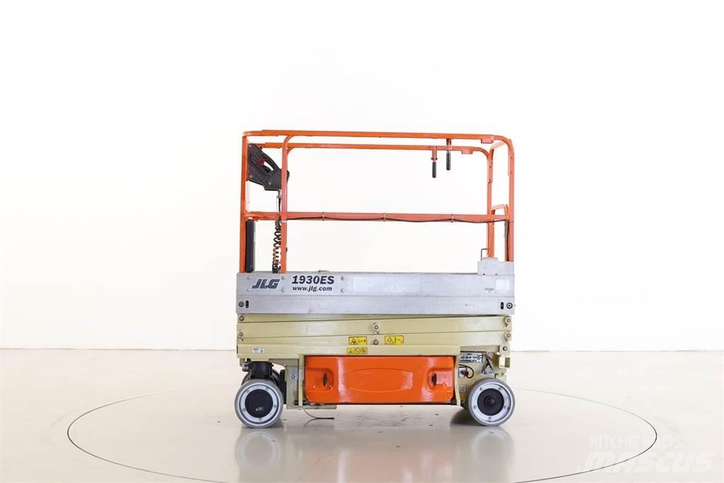 JLG 1930ES رافعات مقصية الشكل