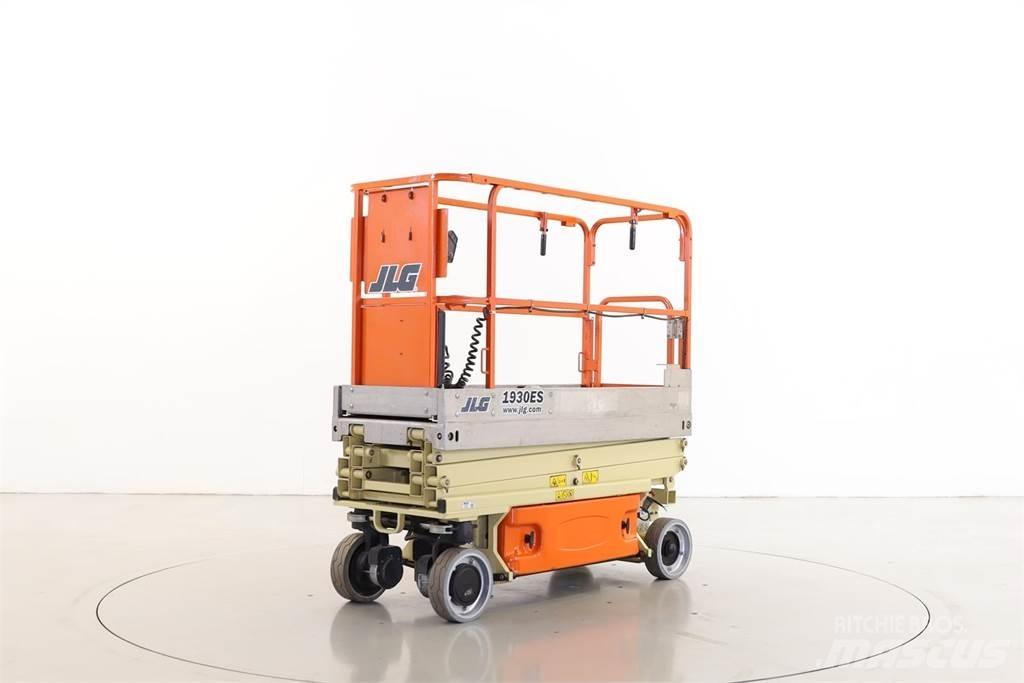 JLG 1930ES رافعات مقصية الشكل