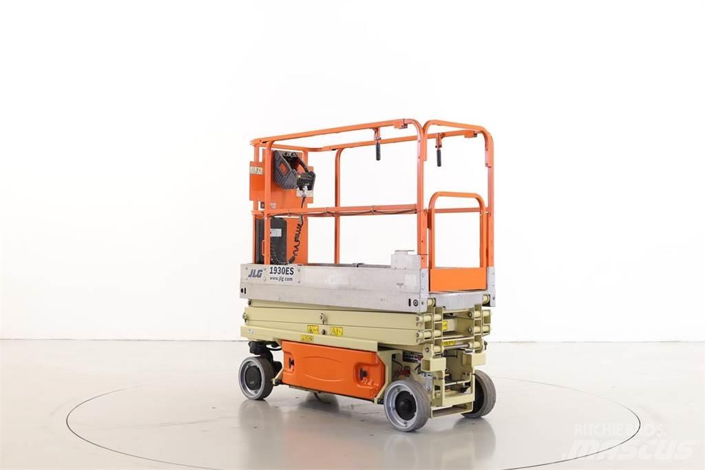 JLG 1930ES رافعات مقصية الشكل