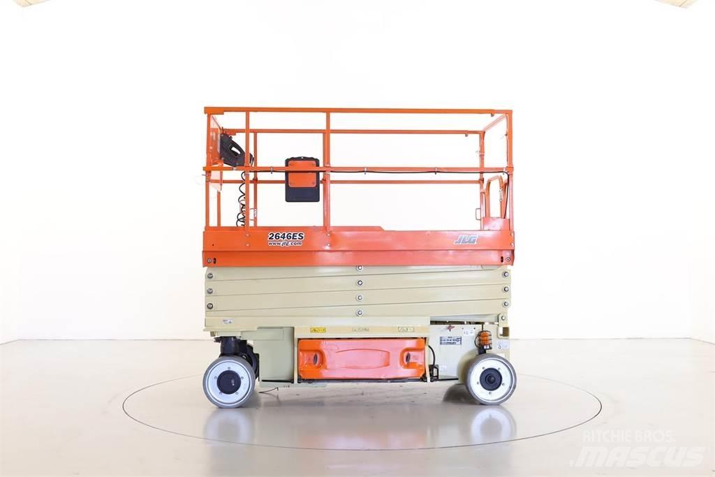 JLG 2646ES رافعات مقصية الشكل