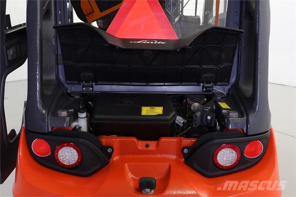 Linde E35L-01 شاحنات ذات رافعات شوكية تعمل بالكهرباء