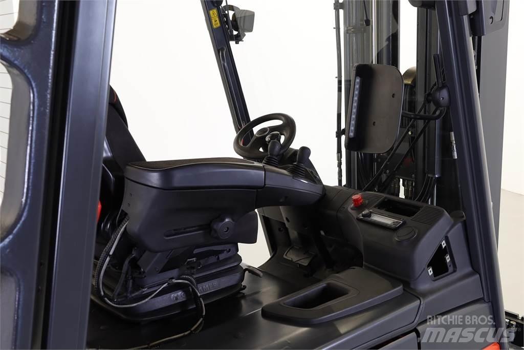Linde E40-600 شاحنات ذات رافعات شوكية تعمل بالكهرباء