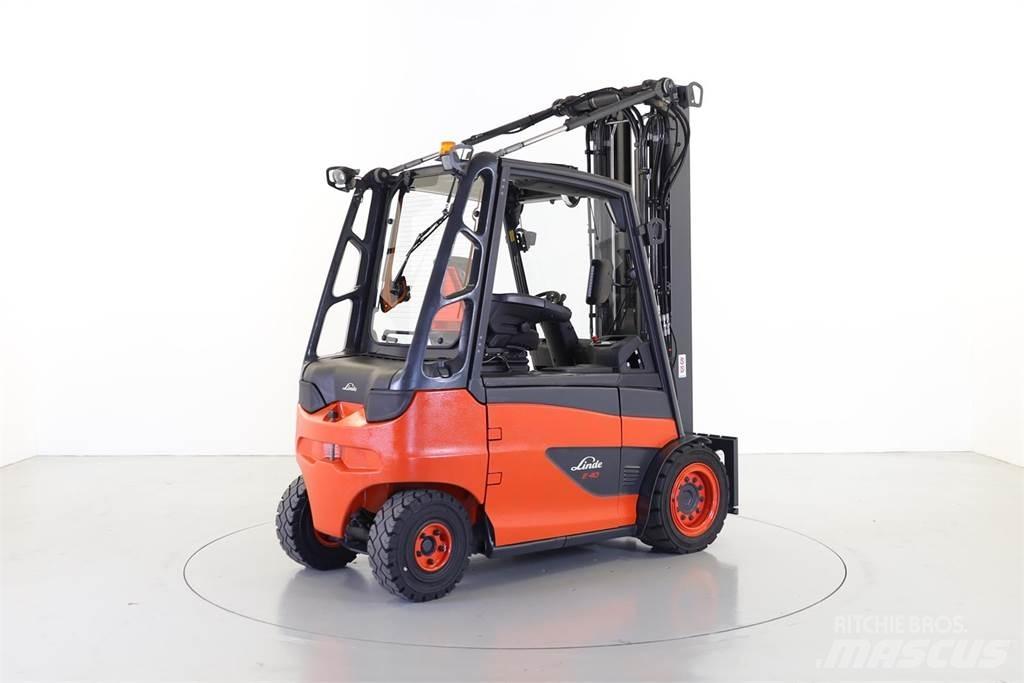 Linde E40-600 شاحنات ذات رافعات شوكية تعمل بالكهرباء