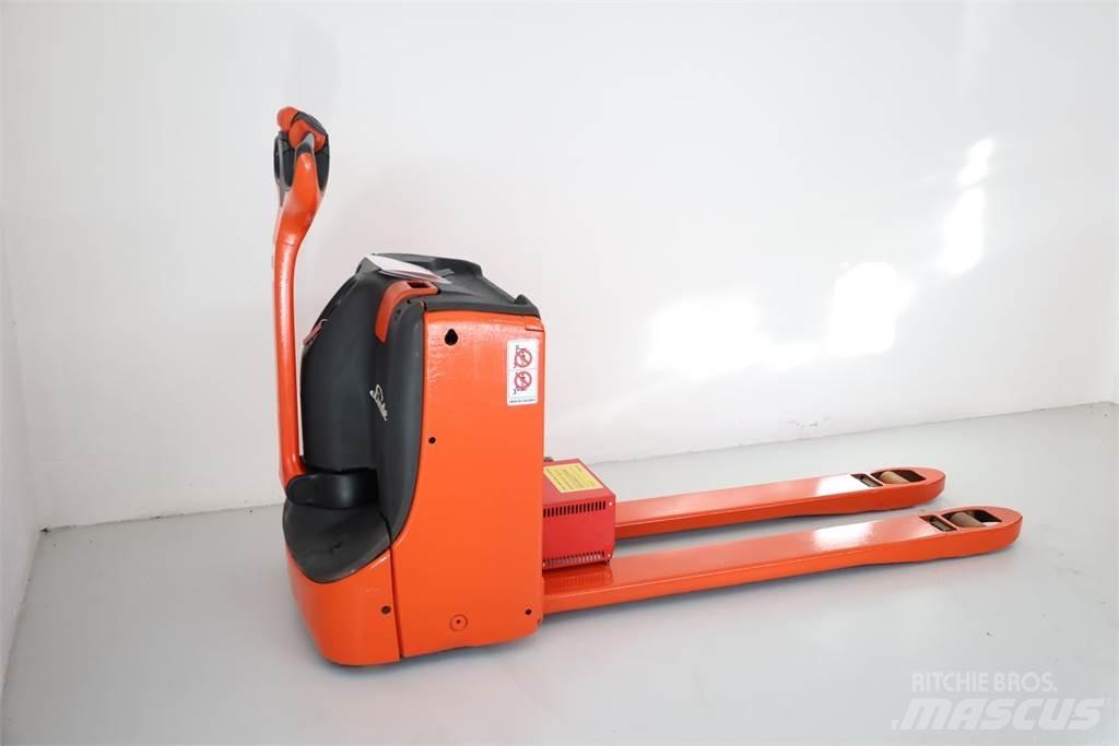 Linde T-18 معدات الرفع منخفض المستوى