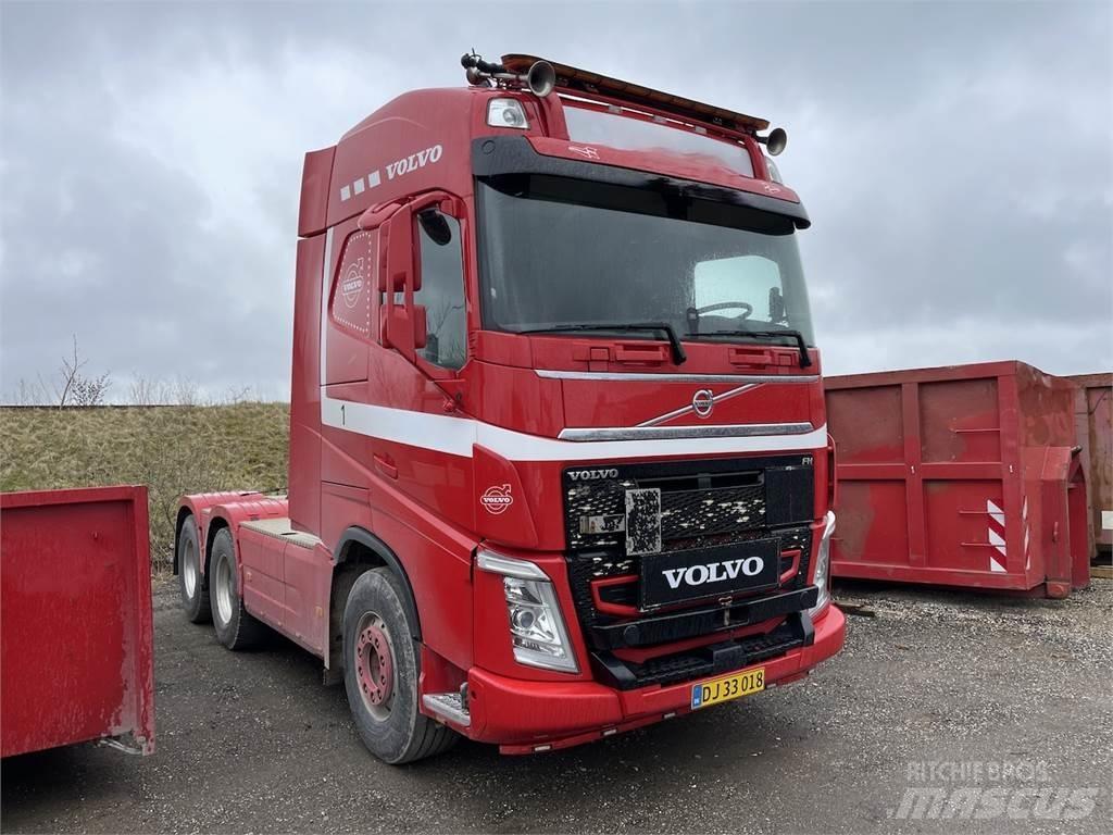 Volvo FH540 نصف مقطورة مسطحة منخفضة