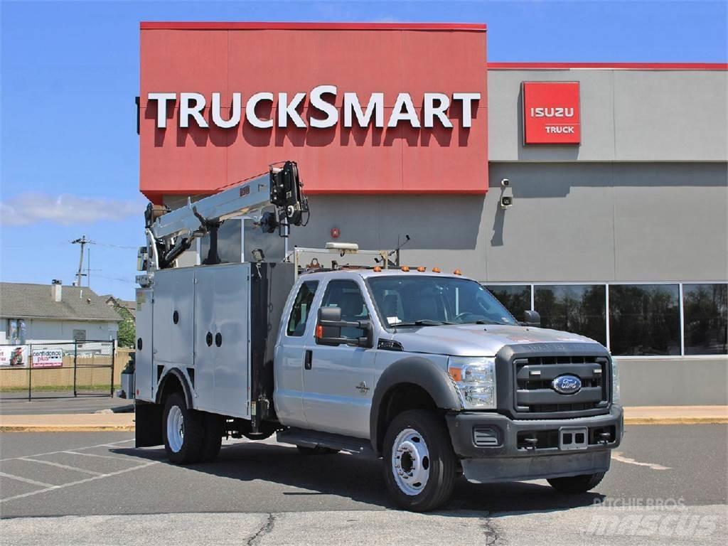 Ford F-550 شاحنات الرافعات