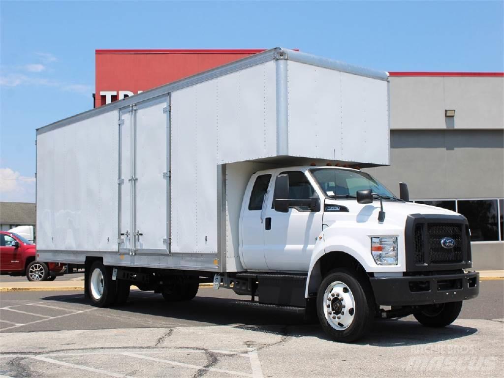 Ford F-650 شاحنات ذات هيكل صندوقي
