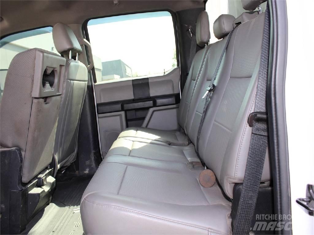 Ford F550 شاحنات قلابة