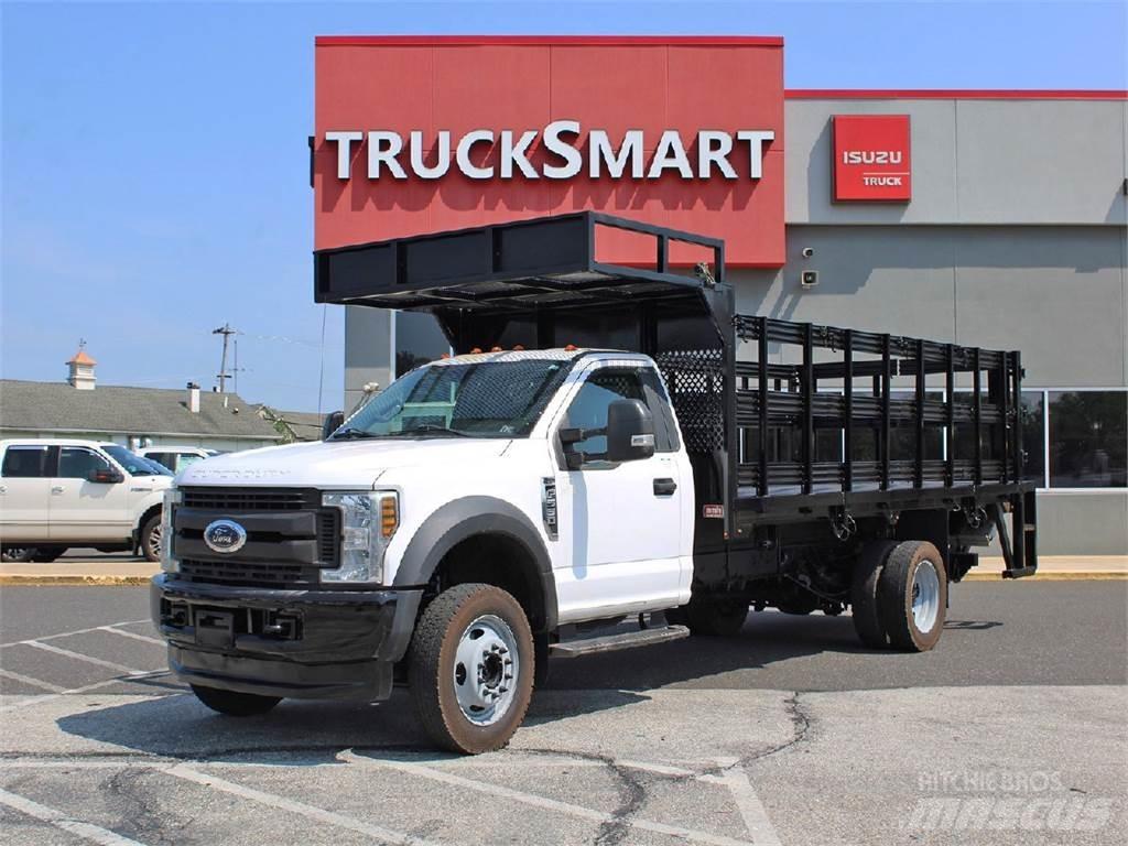 Ford F550 شاحنات مسطحة/مفصلية الجوانب