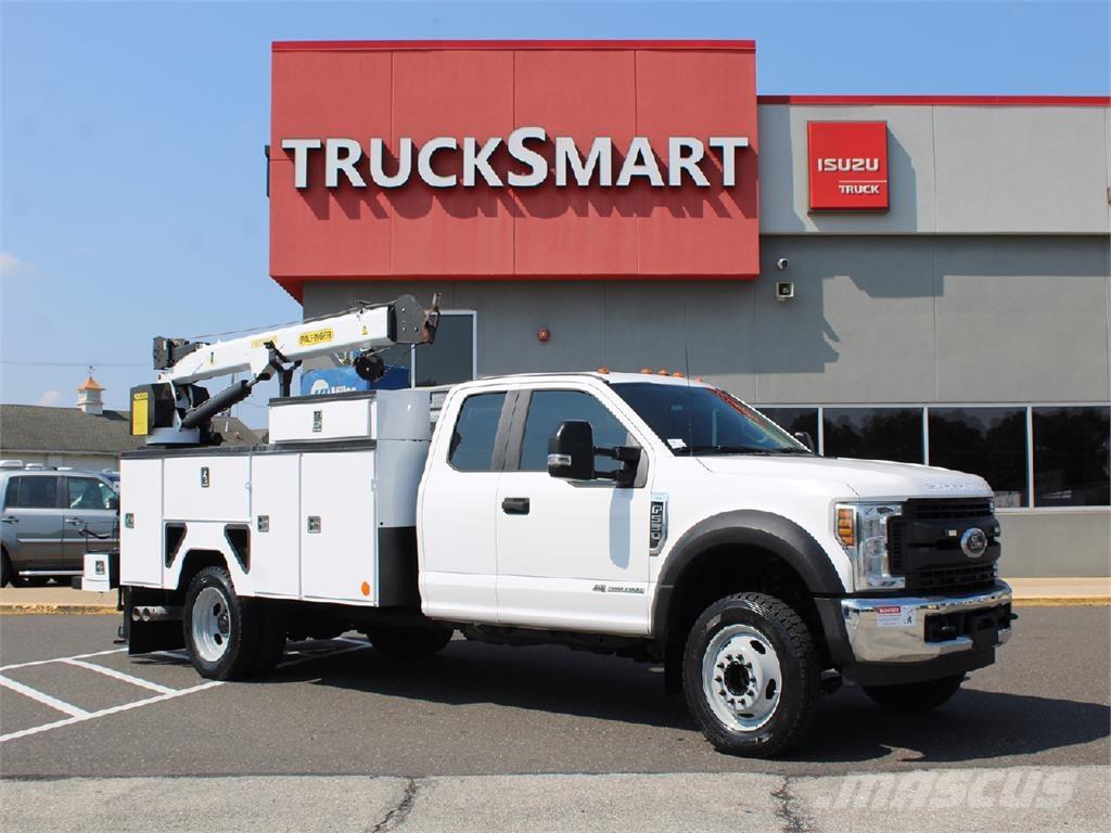 Ford F550 شاحنات الرافعات