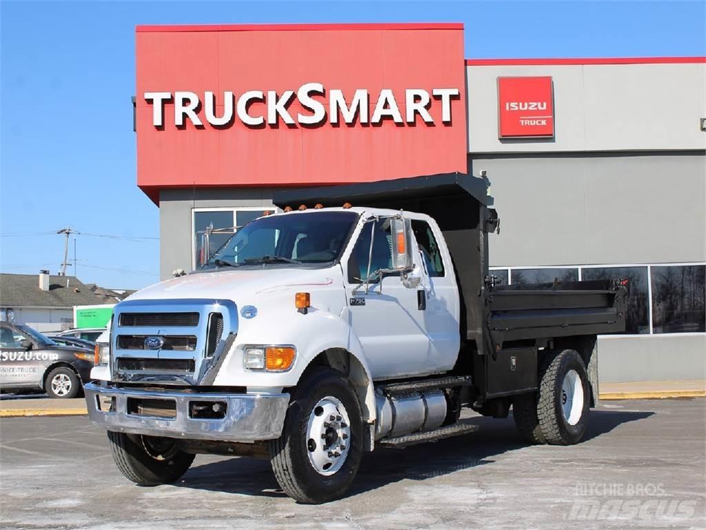 Ford F750 شاحنات قلابة