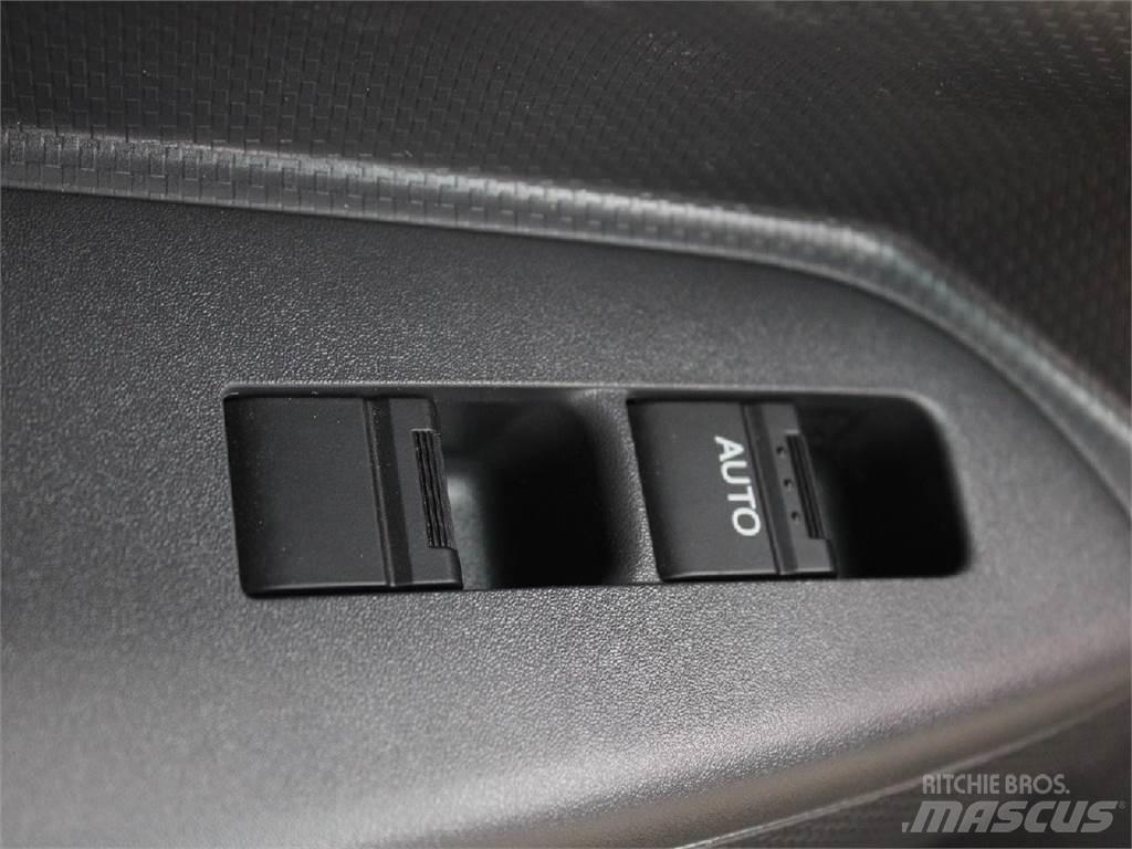 Isuzu FTR شاحنات ذات هيكل صندوقي