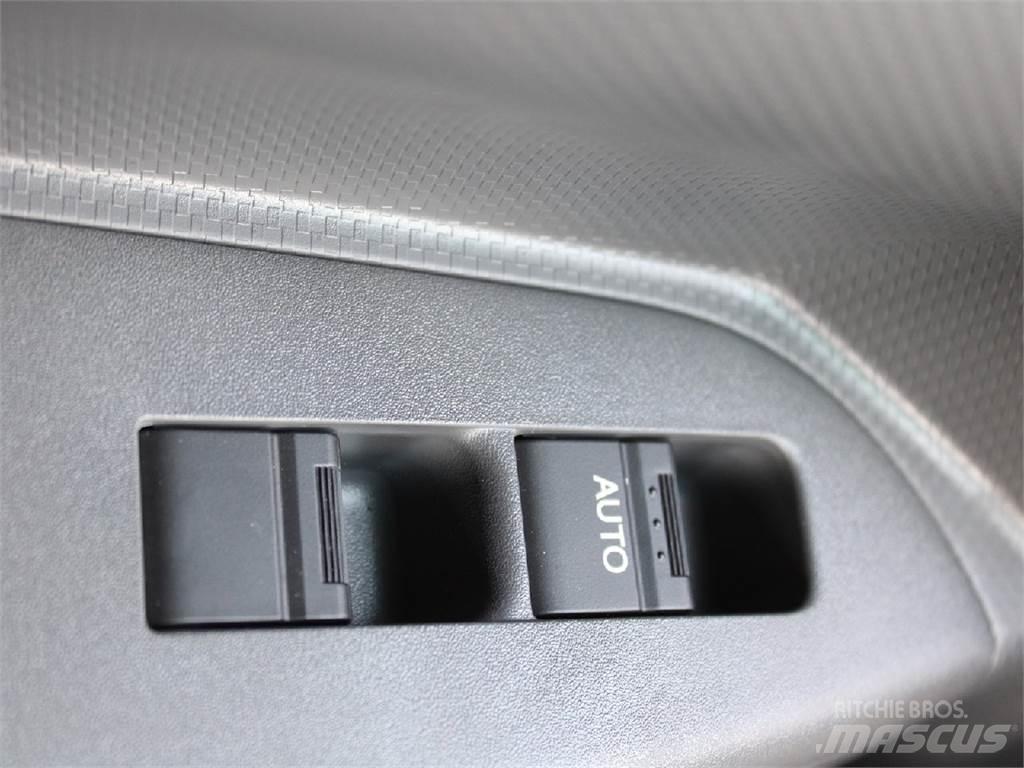 Isuzu FVR شاحنات بمقصورة وهيكل