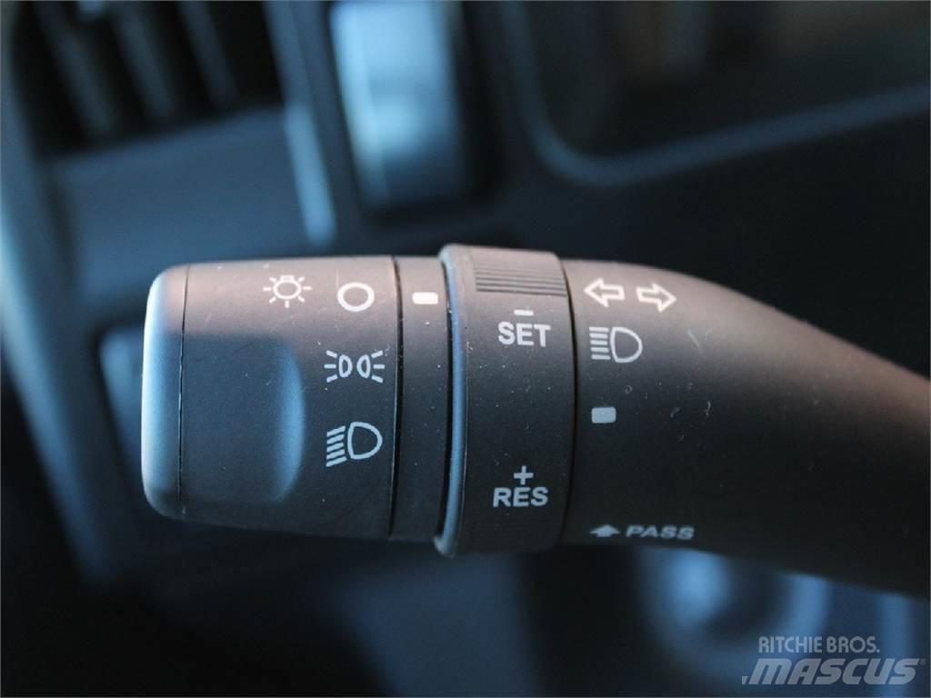 Isuzu NPR-HD شاحنات قلابة