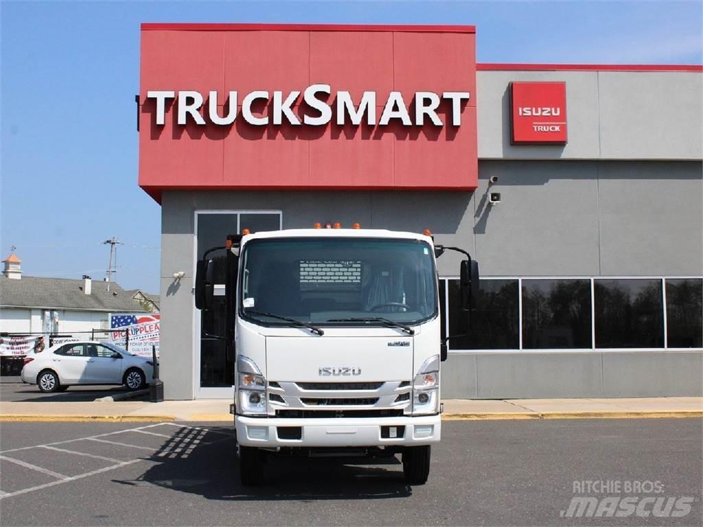 Isuzu NPR-HD شاحنات مسطحة/مفصلية الجوانب