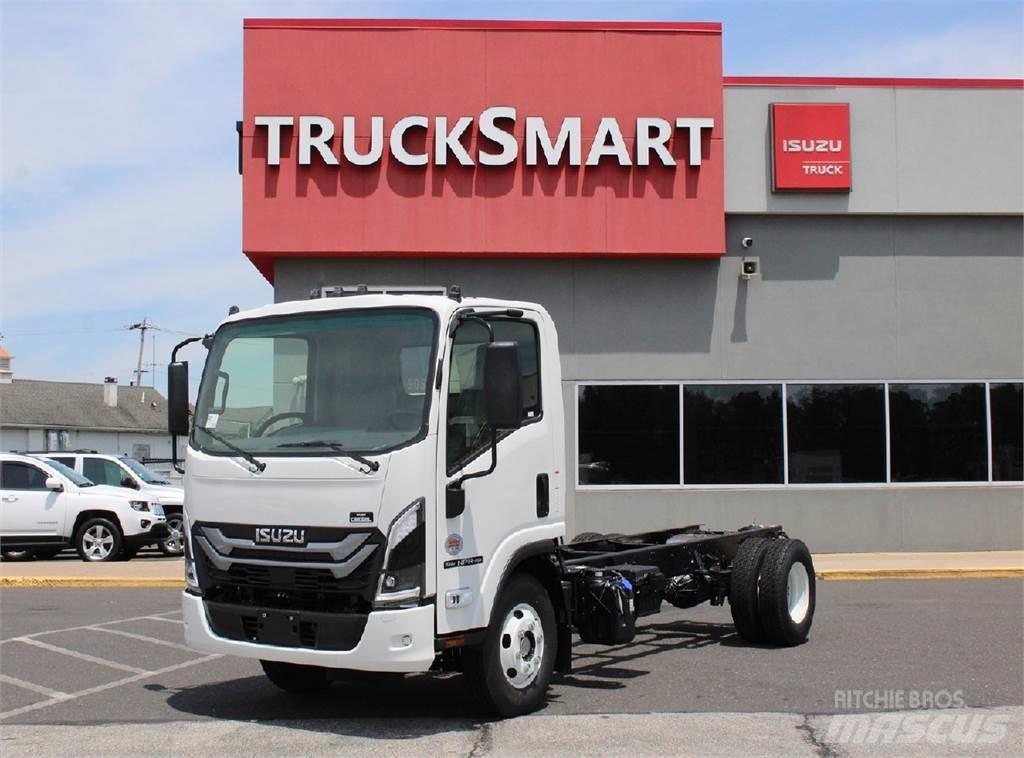 Isuzu NPR-HD شاحنات بمقصورة وهيكل