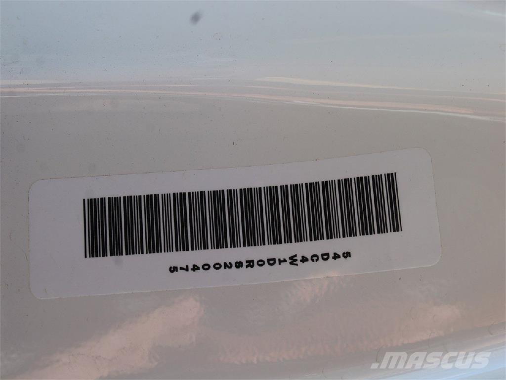 Isuzu NPR-HD شاحنات قلابة
