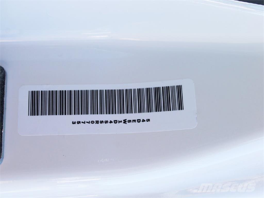 Isuzu NRR شاحنات ذات هيكل صندوقي