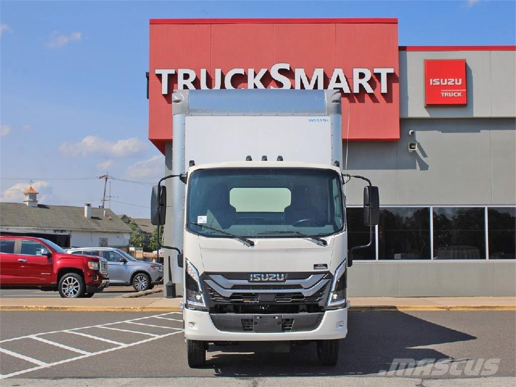 Isuzu NRR شاحنات ذات هيكل صندوقي