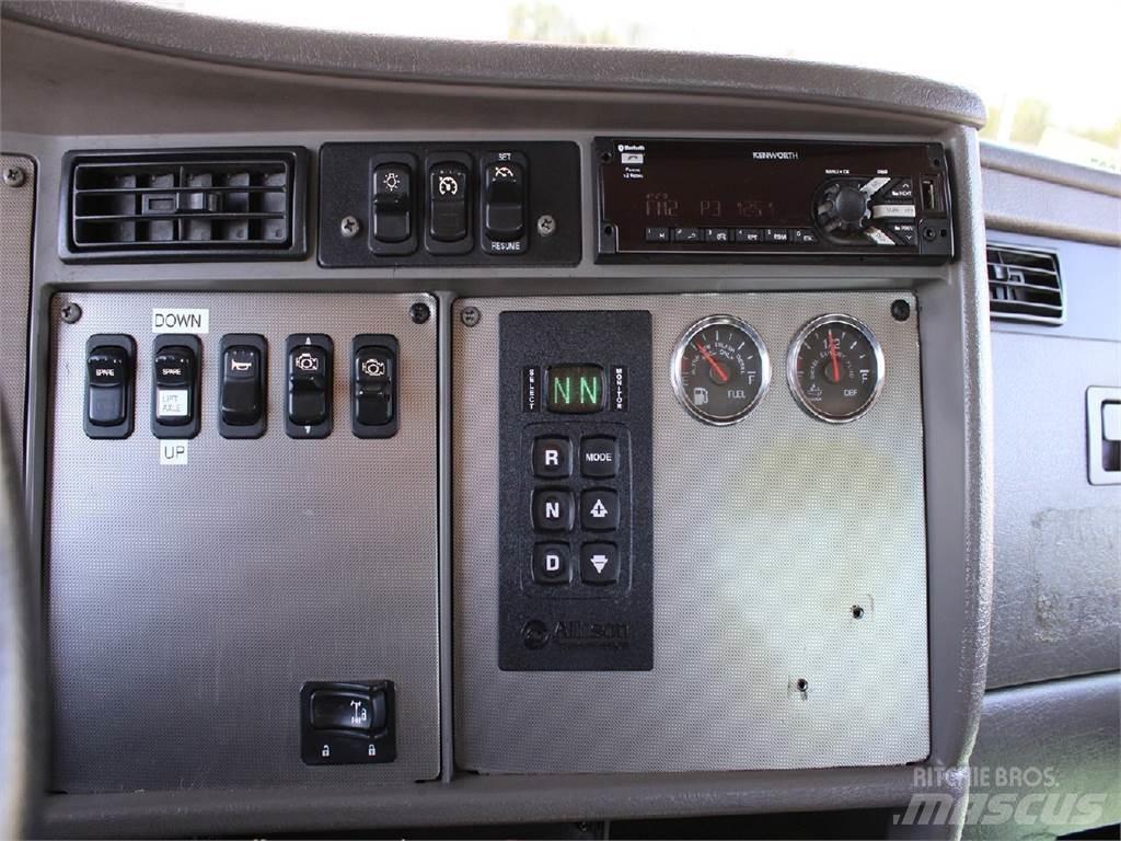 Kenworth T370 شاحنات مسطحة/مفصلية الجوانب