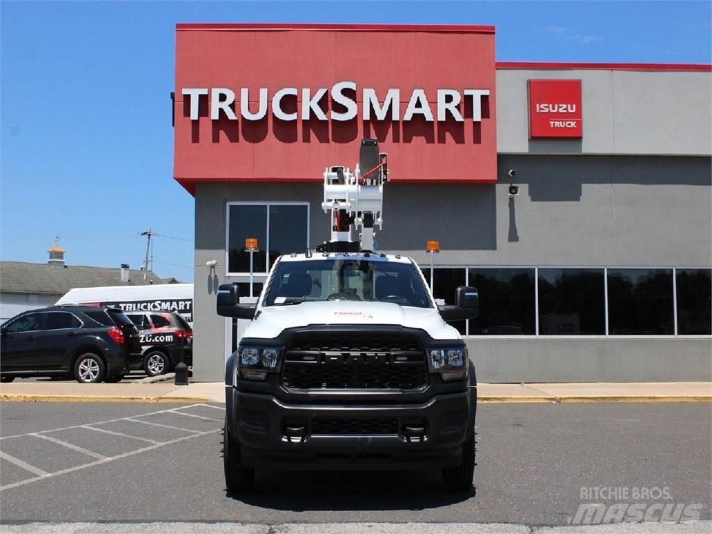 RAM 5500 المنصات الهوائية المثبتة على شاحنة