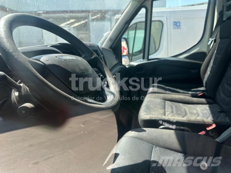 Iveco 72C18 شاحنات بدرجة حرارة قابلة للضبط