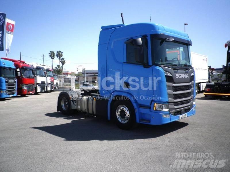 Scania R450 وحدات الجر