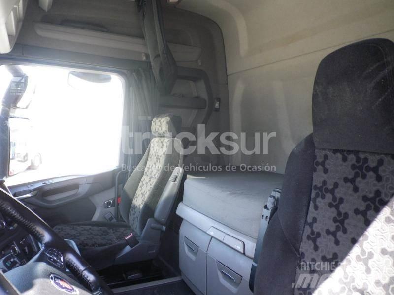 Scania R450 وحدات الجر