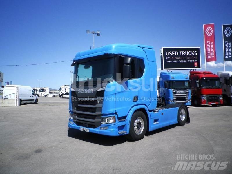 Scania R450 وحدات الجر