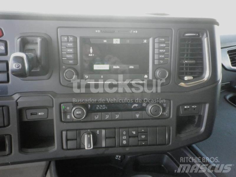 Scania R450 وحدات الجر
