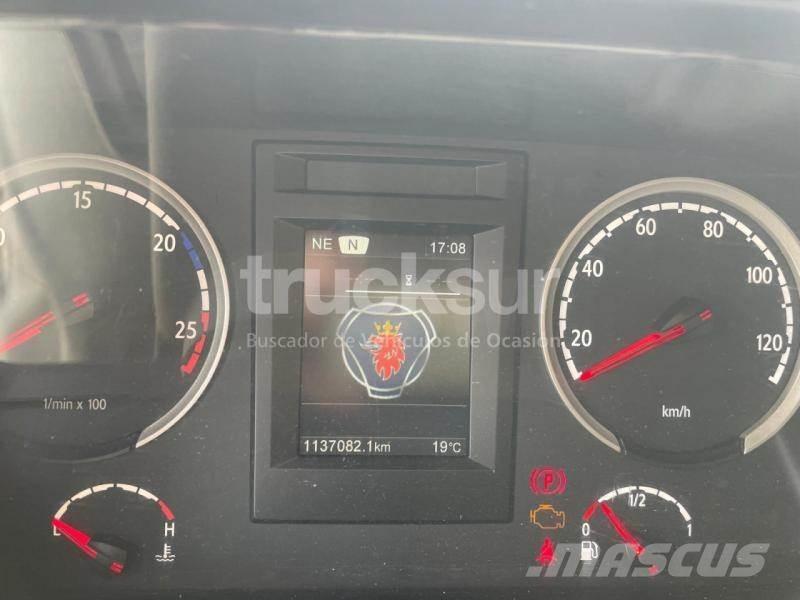 Scania R450 وحدات الجر