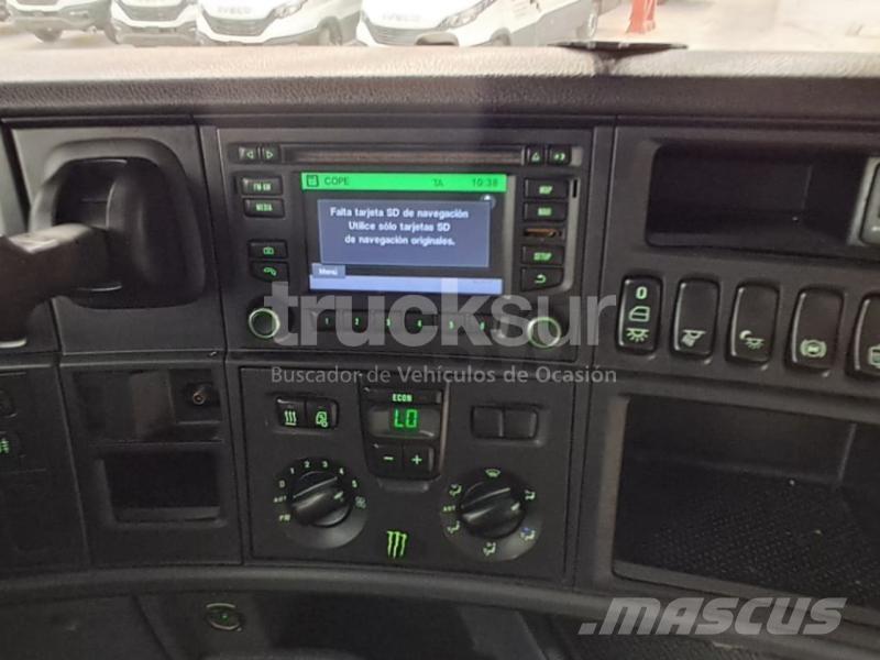 Scania R450 وحدات الجر